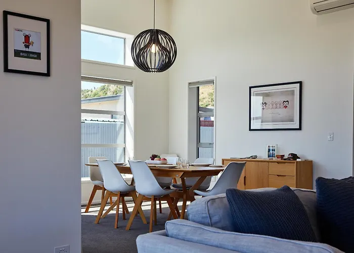 The Kaikoura Bach Retreat